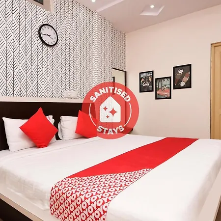 Oyo 16405 Hotel Elite Lodge